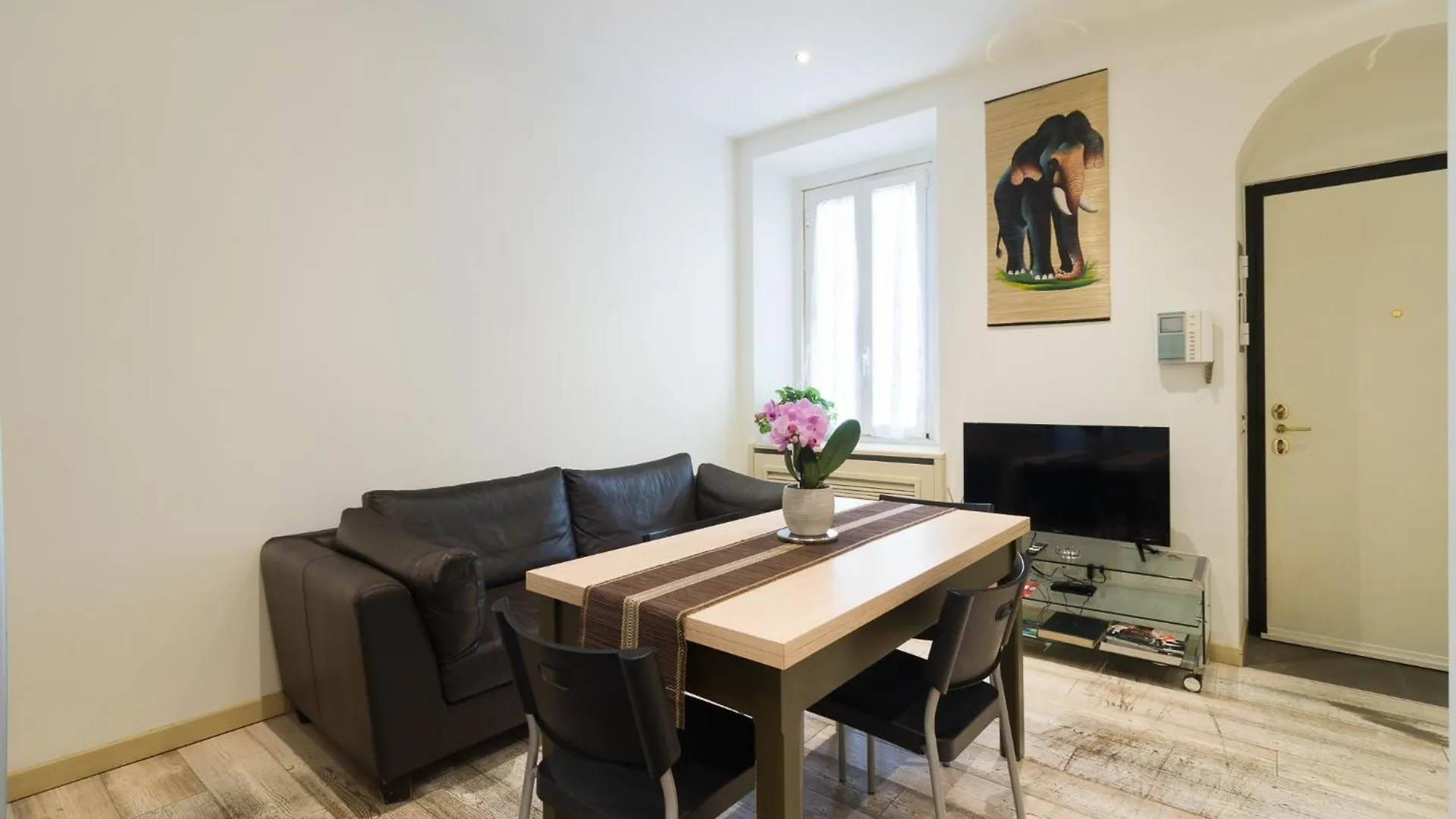 Apartment Splendido Appartamento Con 2 Camere Da Letto Milan