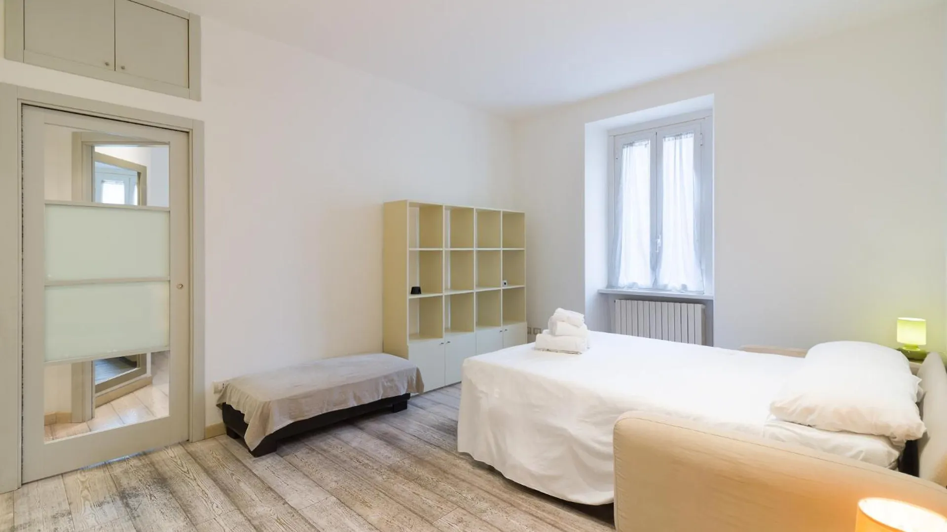 Splendido Appartamento Con 2 Camere Da Letto Milan Apartment